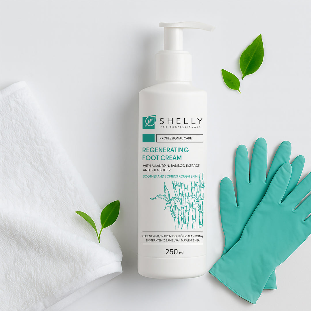REGENERATING FOOT CREAM With allantoin, bamboo extract and shea butter 250 ml