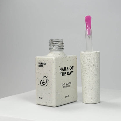 NAILSOFTHEDAY Rubber Base, 10 ml