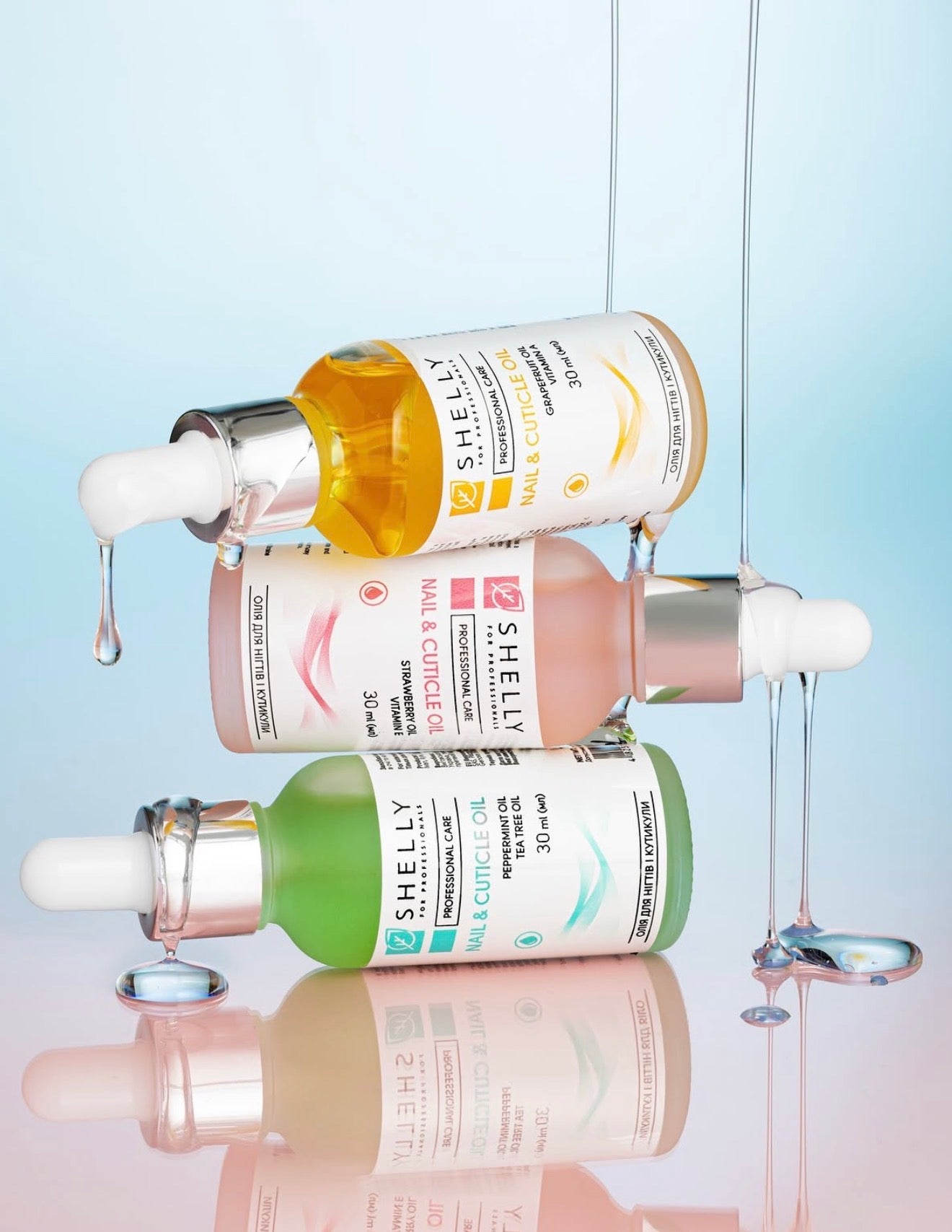 NAIL AND CUTICLE OIL  With strawberry extract and vitamin E 30 ml