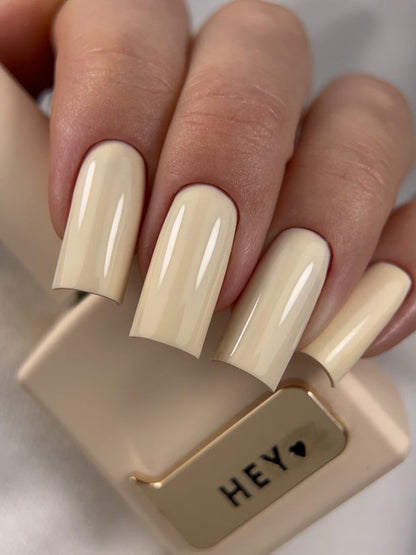 HeyLove Gel Polish CANNOLI CREAM, 15ml