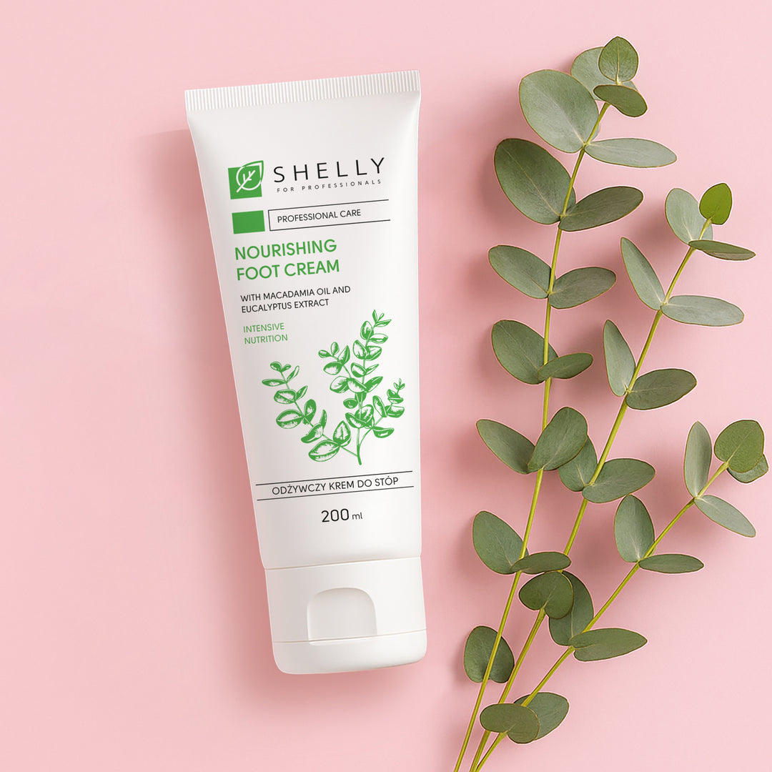 NOURISHING FOOT CREAM  With macadamia oil and eucalyptus extract 200 ml